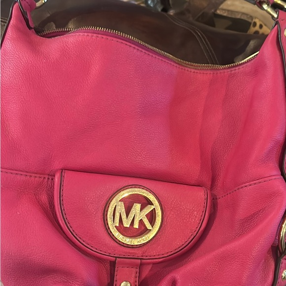 Michael Kors Pink Leather Shoulder Bag - Picture 1 of 2